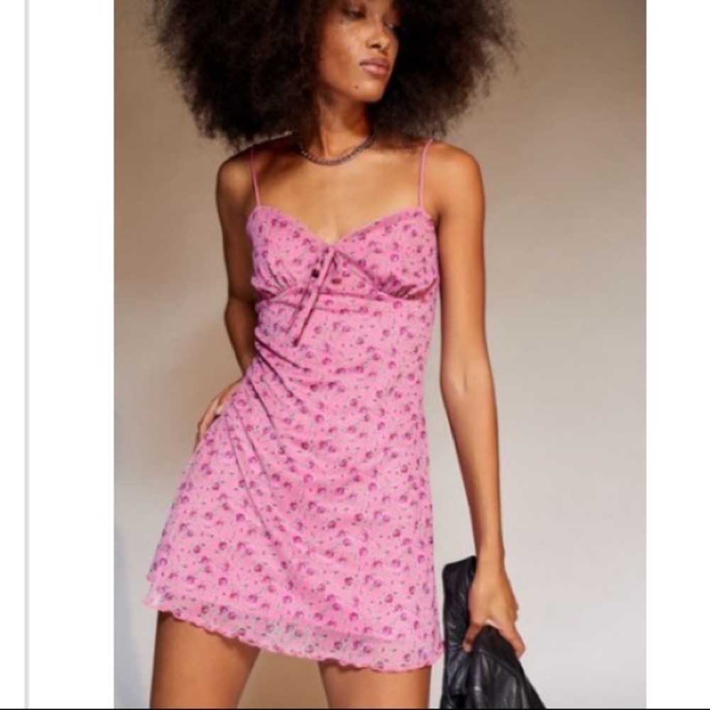 BRAND NEW UO Elodie Printed Mini Dress Size M